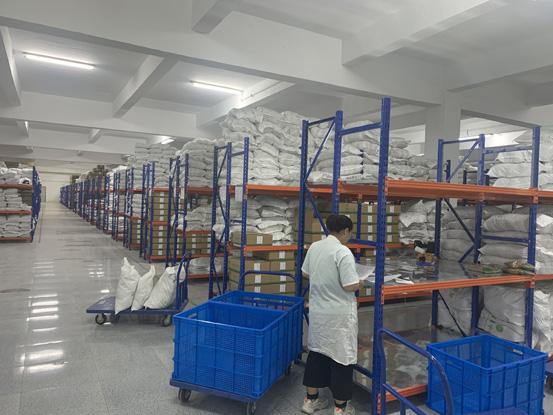 南通某大型中药企业药材库次沉型层板货架案例